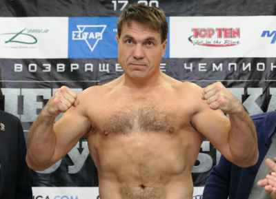 news Олег Маскаев будет боксировать 4 ноября
